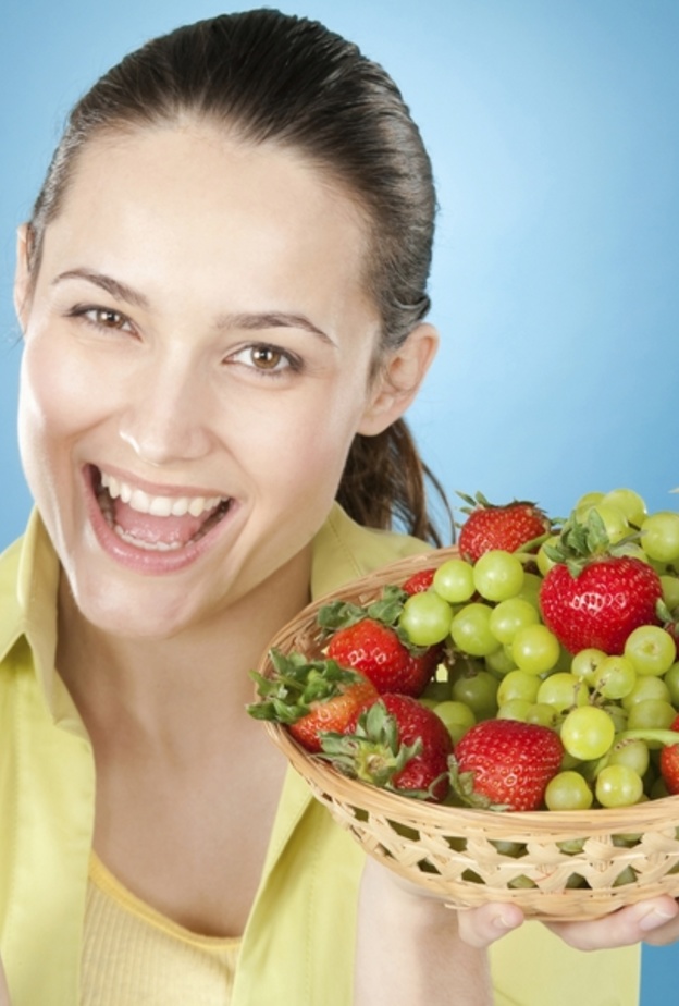 الفراولة سر رشاقتك وجمالك 