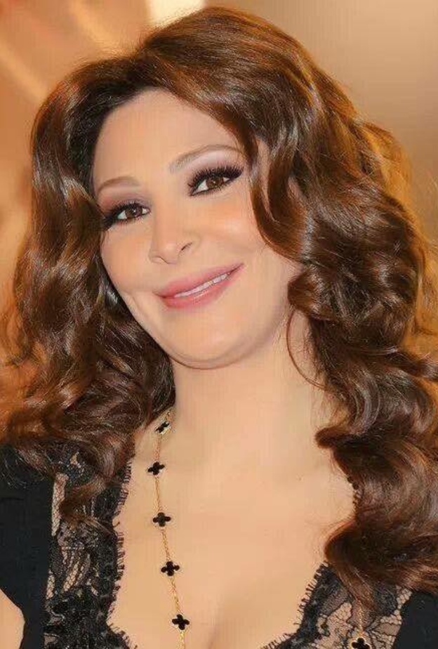 الفنانة اللبنانية اليسا