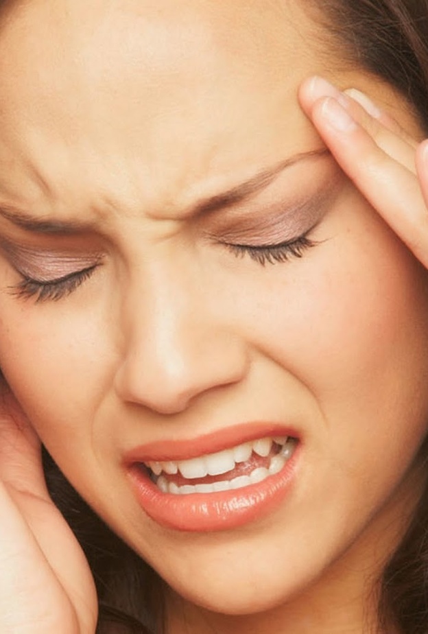 الم الرأس يكون نتيجة الضغوط النفسية