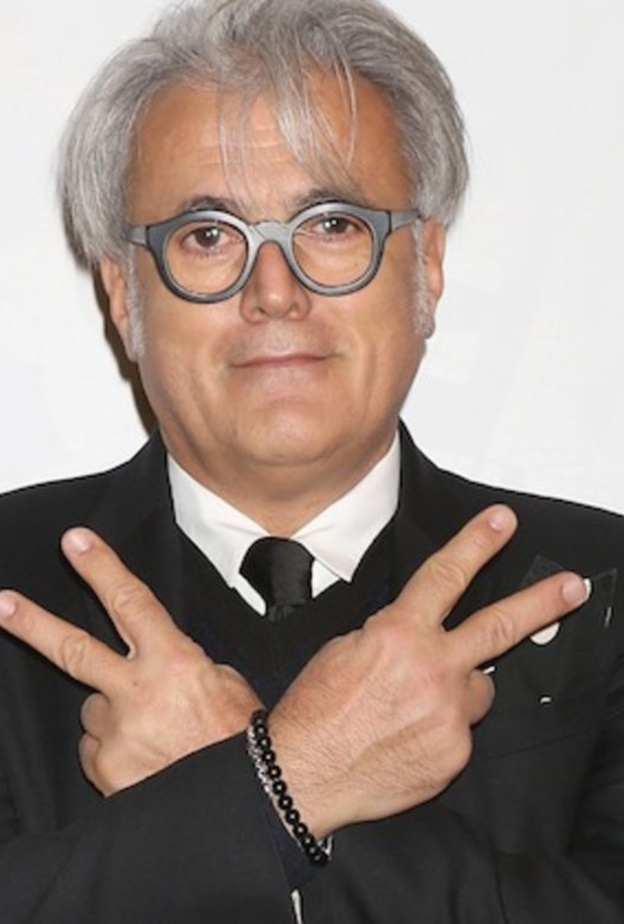 المصمم الإيطالي جوسيبي زانوتي