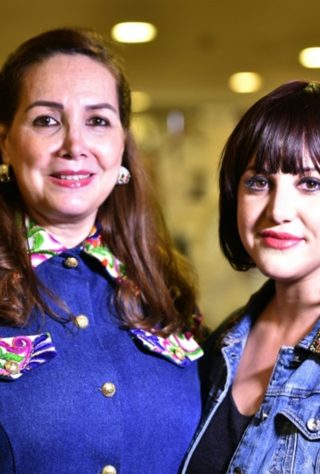 المصممة سوسن فرهود وابنتها لين الشيشكلي