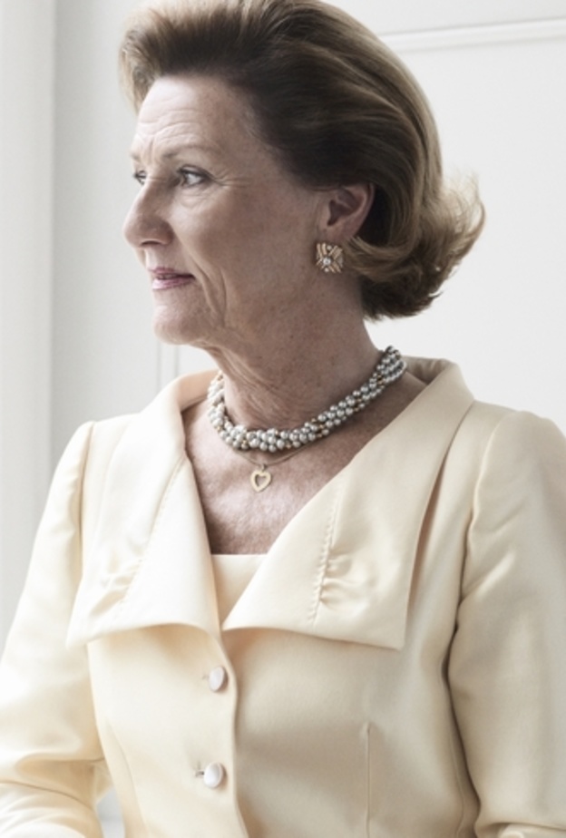 الملكة سونيا ملكة النرويج