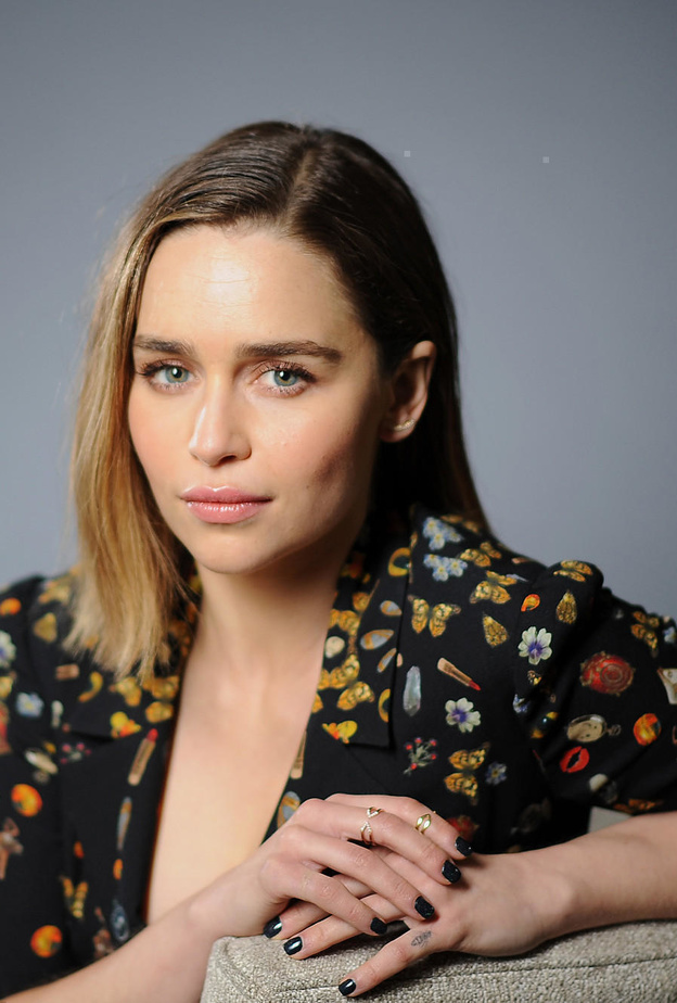 الممثلة الإنكليزية ايميليا كلارك Emilia Clarke