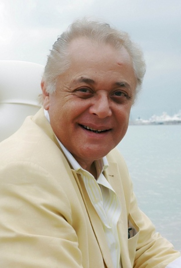 محمود عبد العزيز 2016