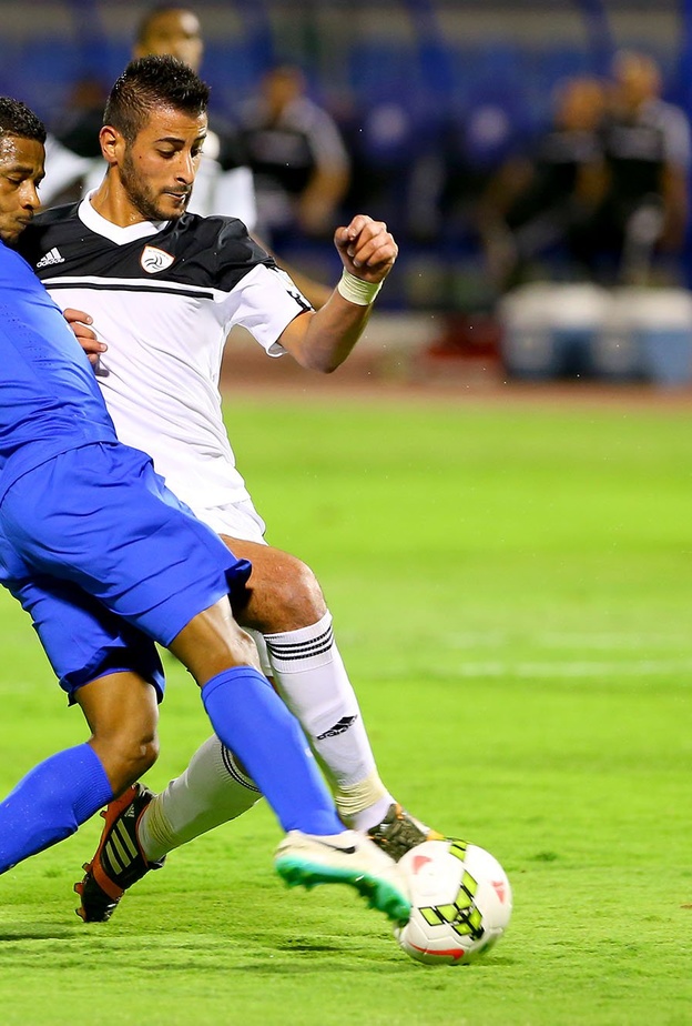 الهلال في الصدارة