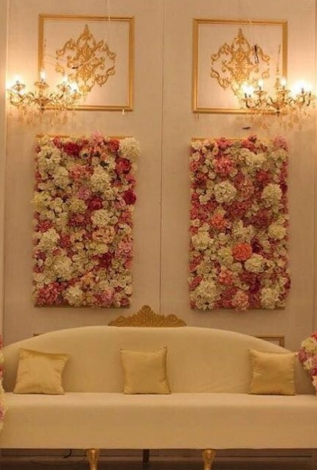 الورود في الكوشة مع الاضاءة الهادئة هي الصرعة الأكثر رواجا حاليا