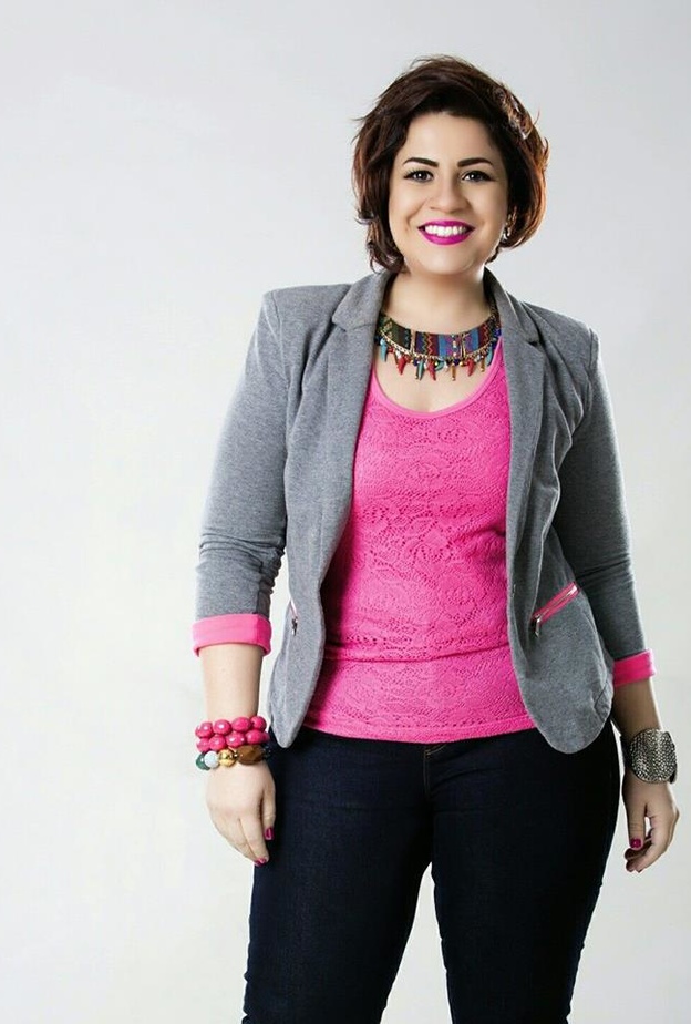 صورة.. ممثلة شابة تكشف هيئة شمس البارودي بعد سنوات من الاعتزال