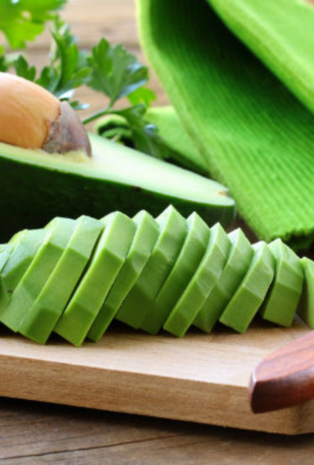 اهميه فاكهه الافوكادو