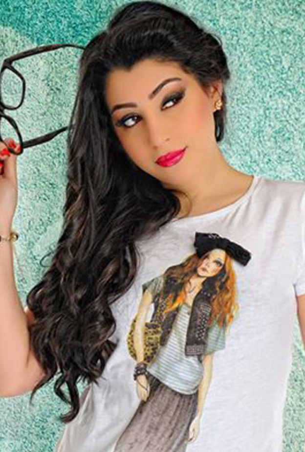 ايتن عامر من آخر جلسة تصوير لها