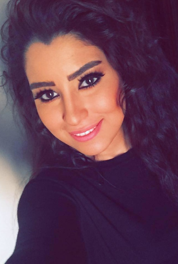 ايتن عامر فشلت في السيطرة على وزنها بعد الولادة