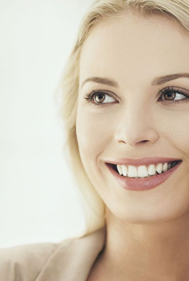 بادري الى التواصل مع عريسك