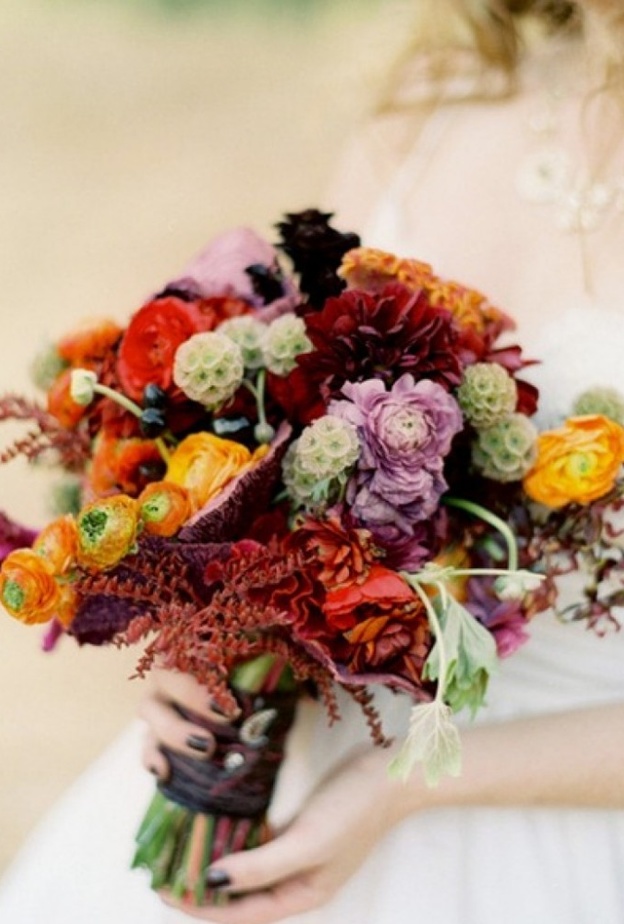 باقة رقيقة للعروس الرومانسية