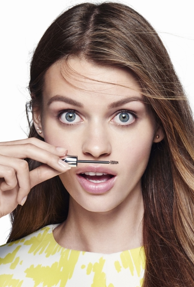 كيفية تطبيق Gimme brow