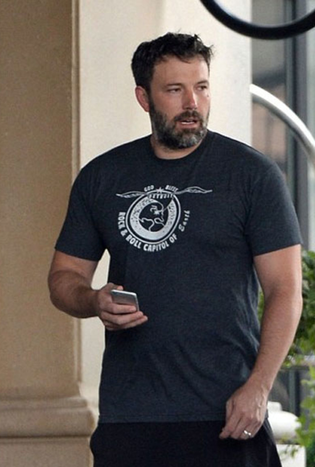 مع المساعدة