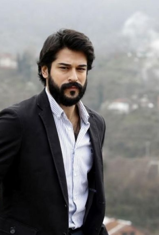 بوراق أوزجفيت