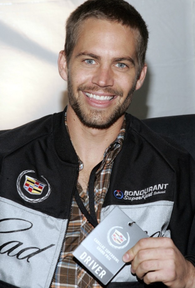  بول والكر عاشق القيادة السريعة حتى الموت