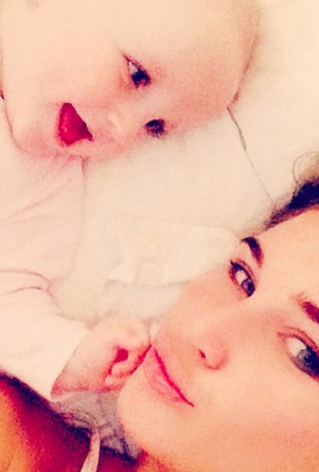 كيلى كلاركسون وابنتها ريفير