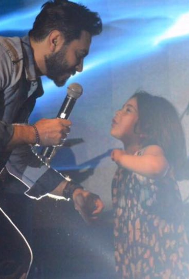 تامر حسني في حفل البحر الميت