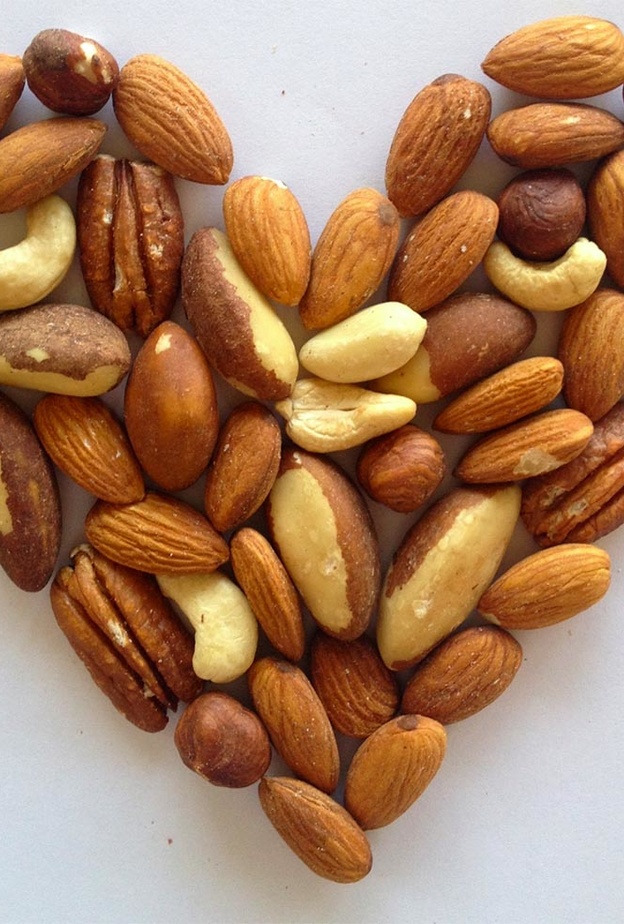 تحتوي المكسرات على ادنى نسبة من السعرات الحرارية