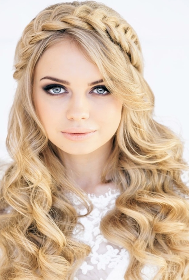 أجمل تسريحات شعر طويل