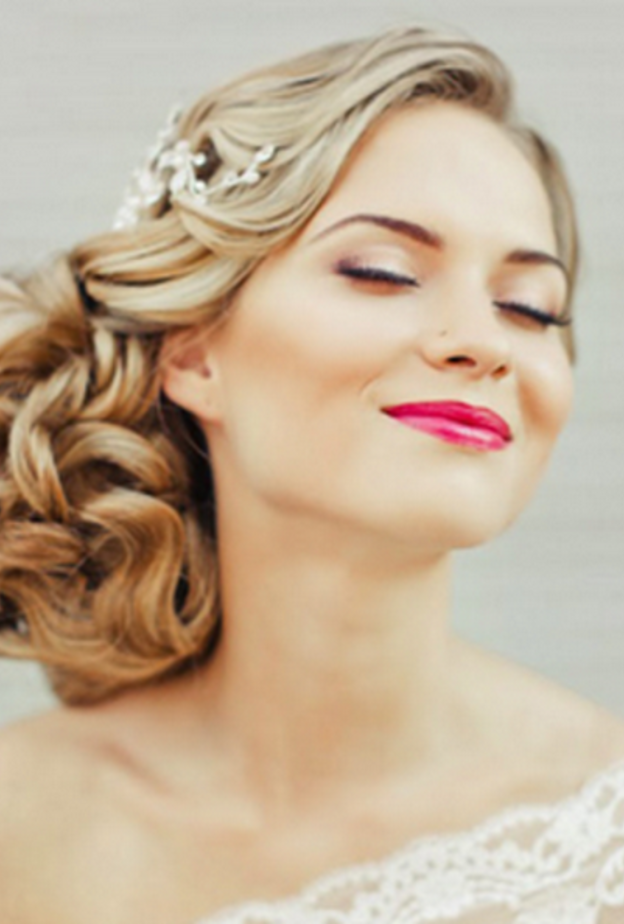  تسريحة عروس بوصلة شعر