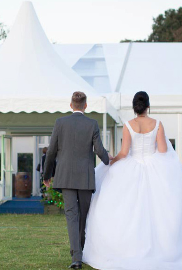 صيوان حفل زفاف