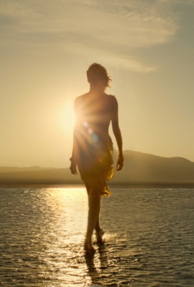 تعود تشارليز ثيرون إلى شاشاتنا قريباً