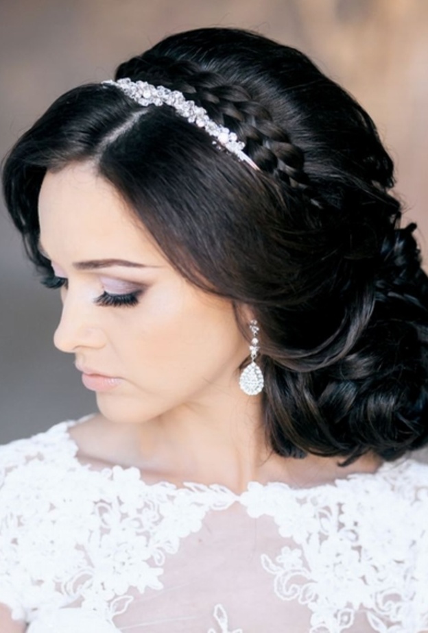 تمتعي في يوم زفافك بشعر لامع وصحي من دون ميش