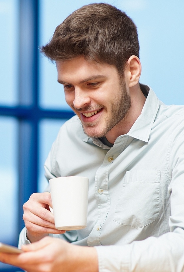 تناول القهوة