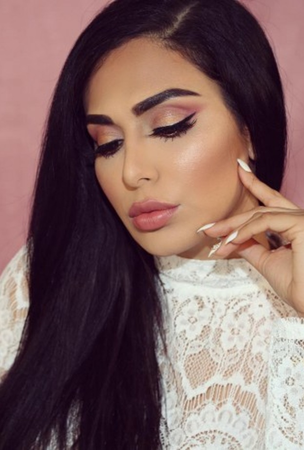 تهتم هدى قطان بخلطات العناية بالبشرة ومشاكلها