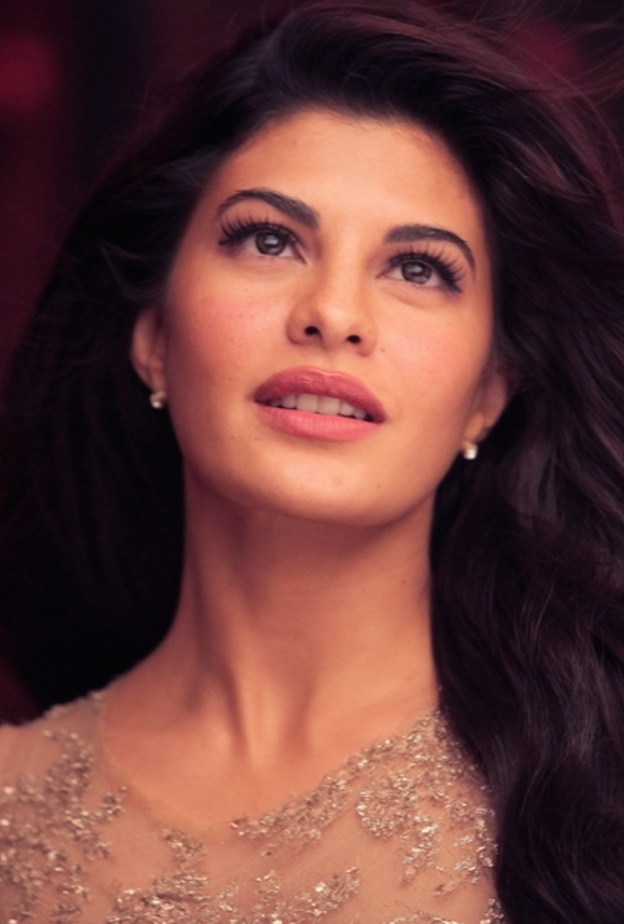 جاكلين فيرنانديز Jacqueline Fernandez  مستعدة لادوارها الجديدة