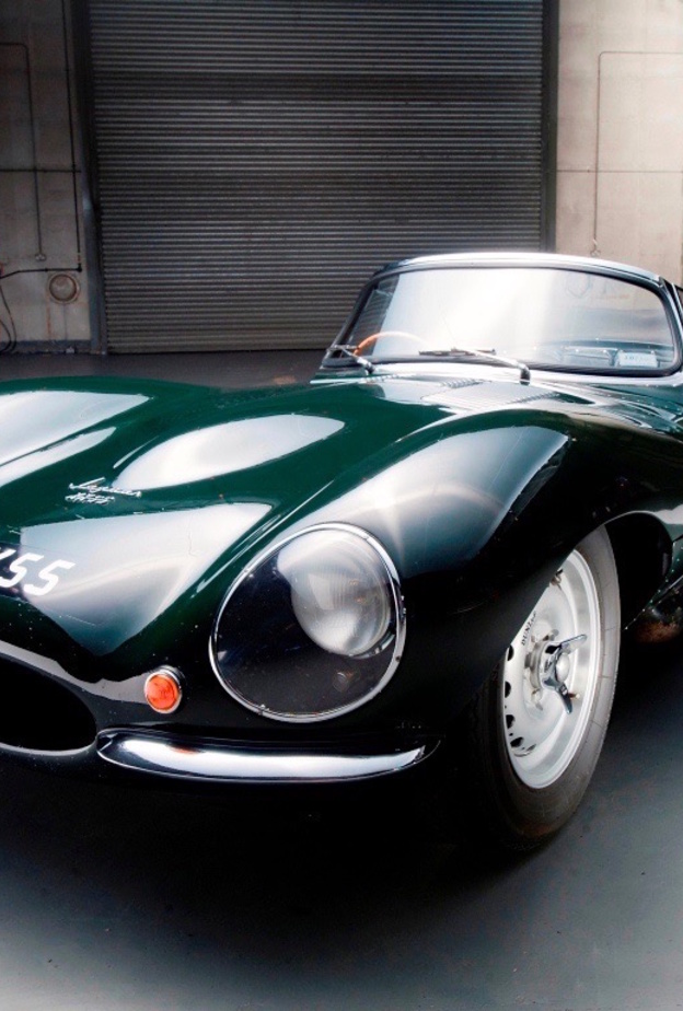 جاكوار تحدث سيارتها الخارقة XKSS