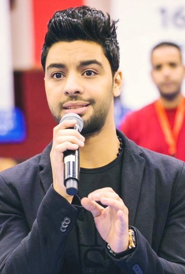 الفنان أحمد جمال