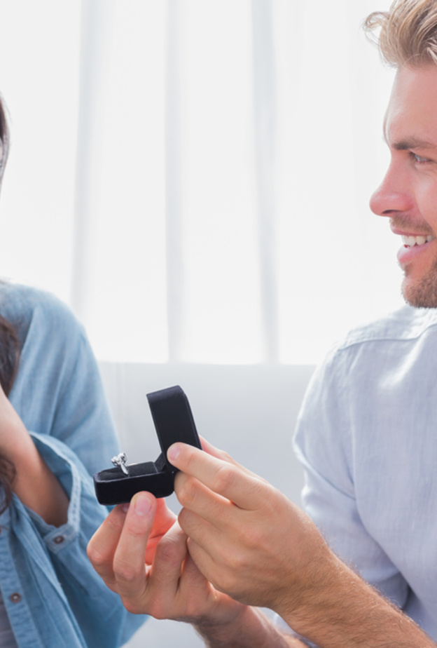 جميل ان تقرني ذكرى الزواج بذكرى اللقاء الاول