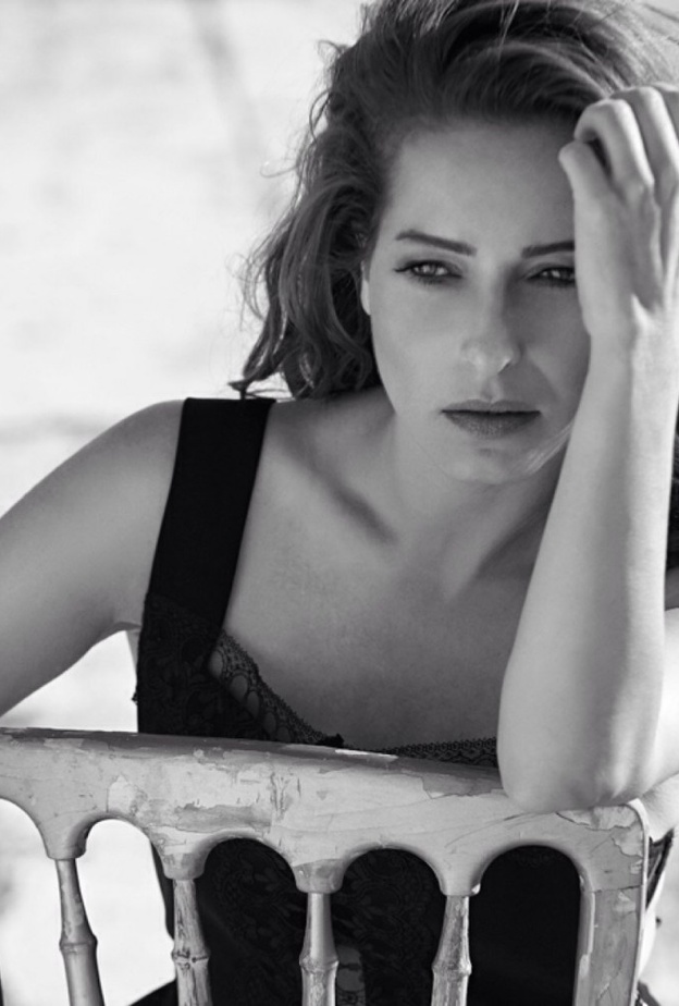  جميلة التركية حامل بتوأم