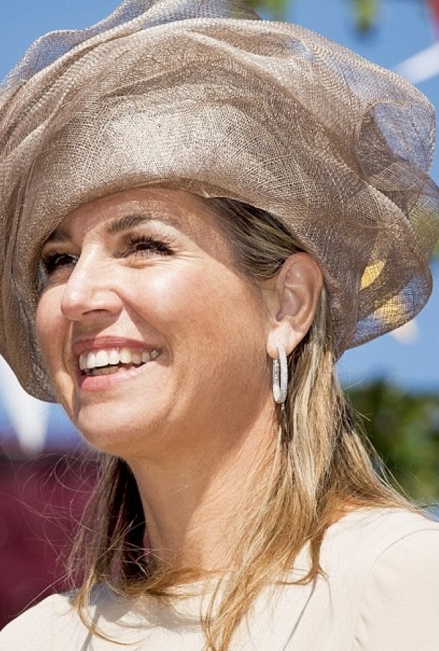 ملكة هولندا تفاجئ الطلاب بزيارة خاطفة