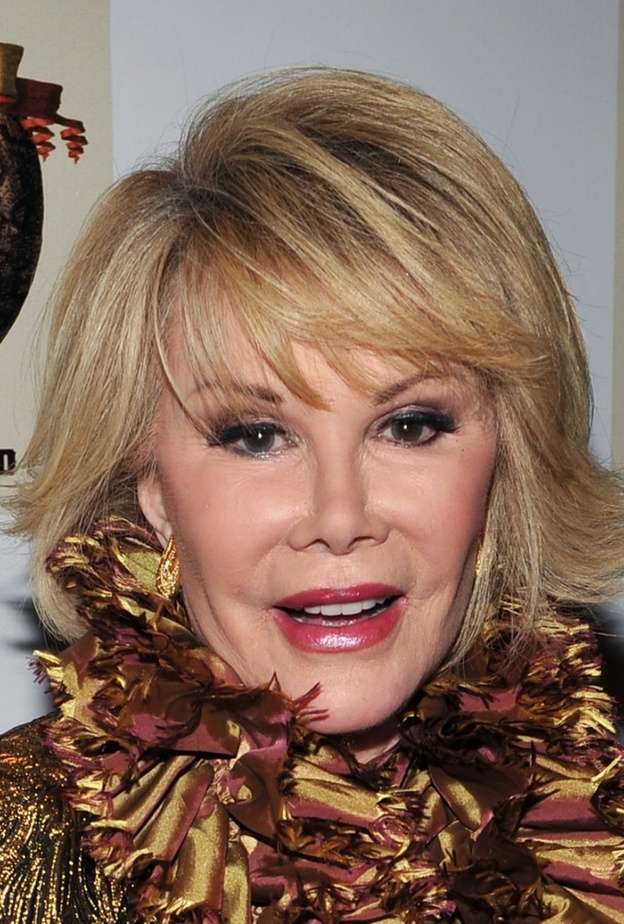 جوان ريفرز بعد عمليات التجميل