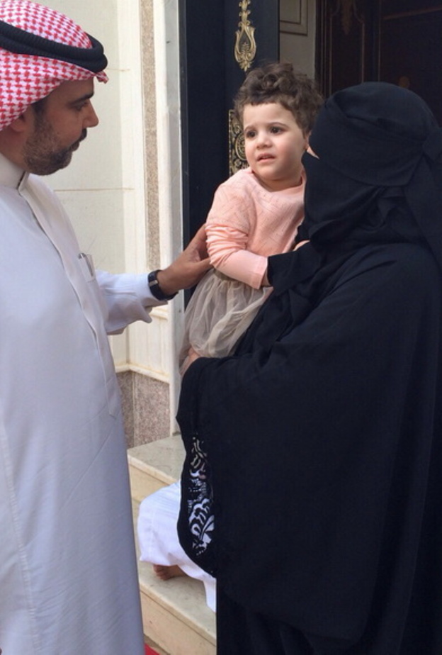  جوري مع عائلتها