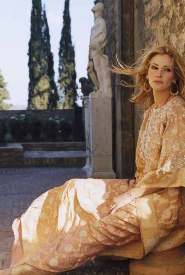 جوليا اجمل نساء الكون