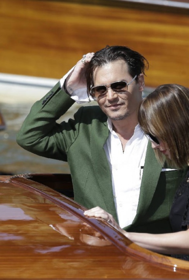 جوني وداكوتا