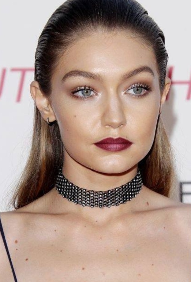 ايف سان لوران Yves Saint Laurent Instant Moisture Glow