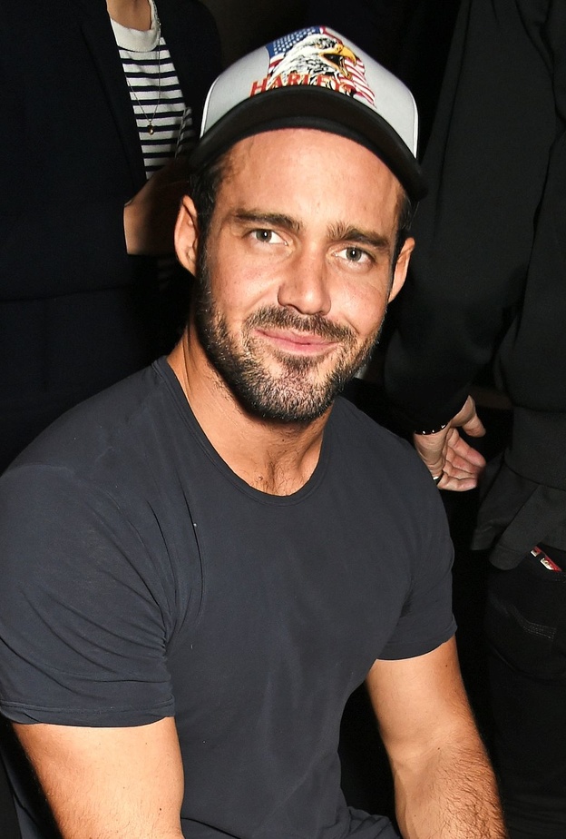 معلومات قد لا تعرفها عن جيمس ماثيوز خطيب بيبا ميدلتون