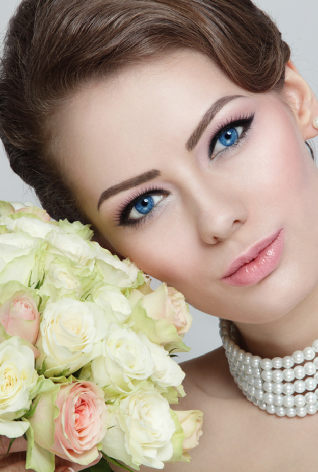 حافظي على رونق وجمال مكياجك في يوم زفافك