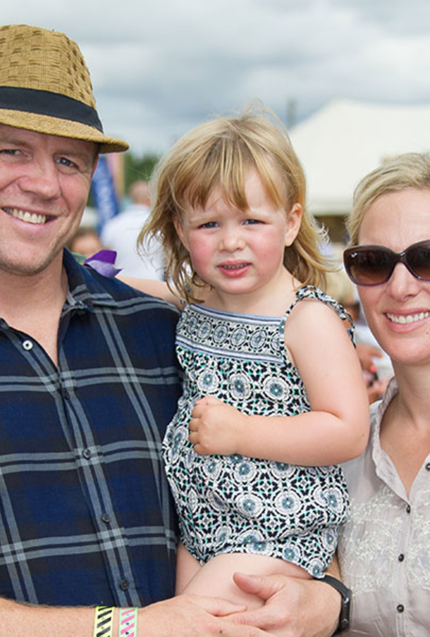 حفيدة ابنة ملكة بريطانيا في نزهة عائلية