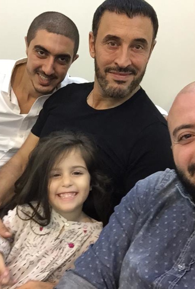 كاظم الساهر يحتفل بعيد ميلاد حفيدته