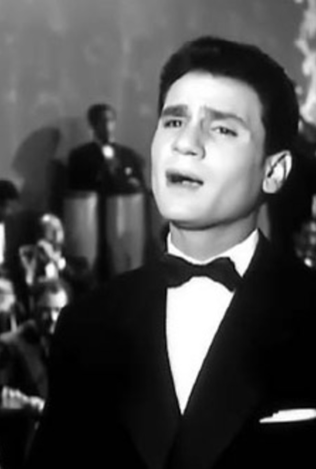 من يأخذ مكان العندليب؟