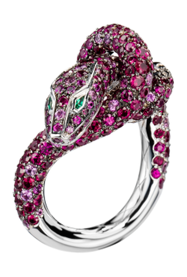 خاتم بوشرون من الذهب والماس والياقوت والزفير والزمرد