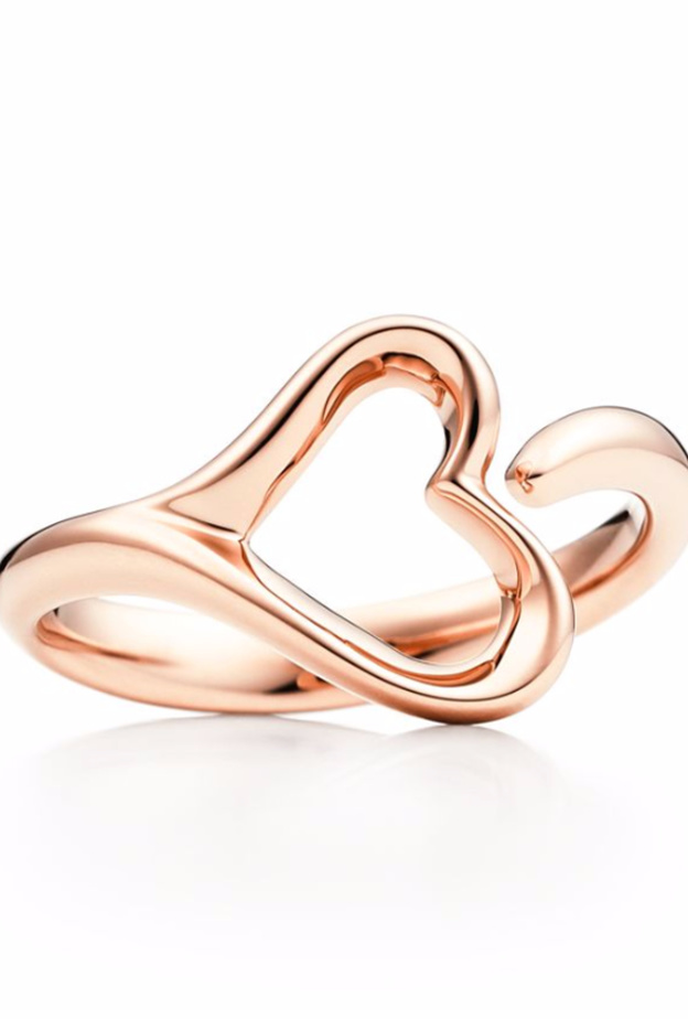 خاتم تيفاني آند كو من الذهب