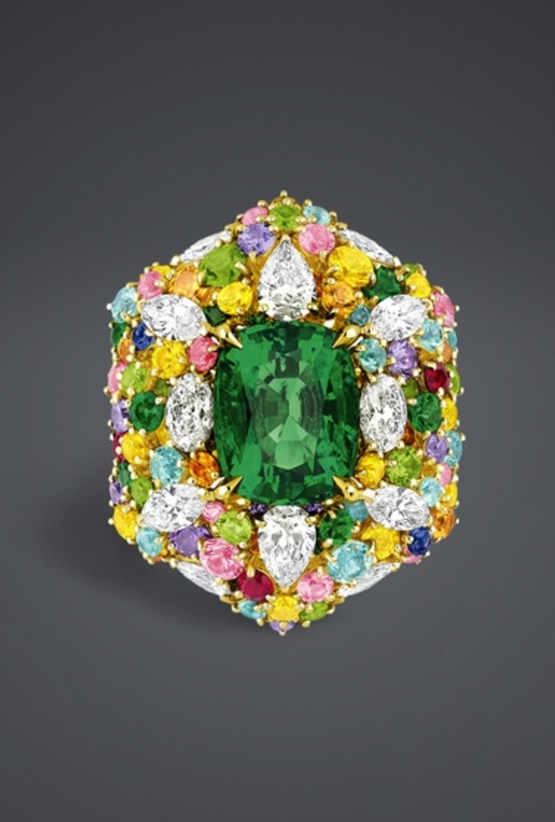 خاتم من ديور Dior