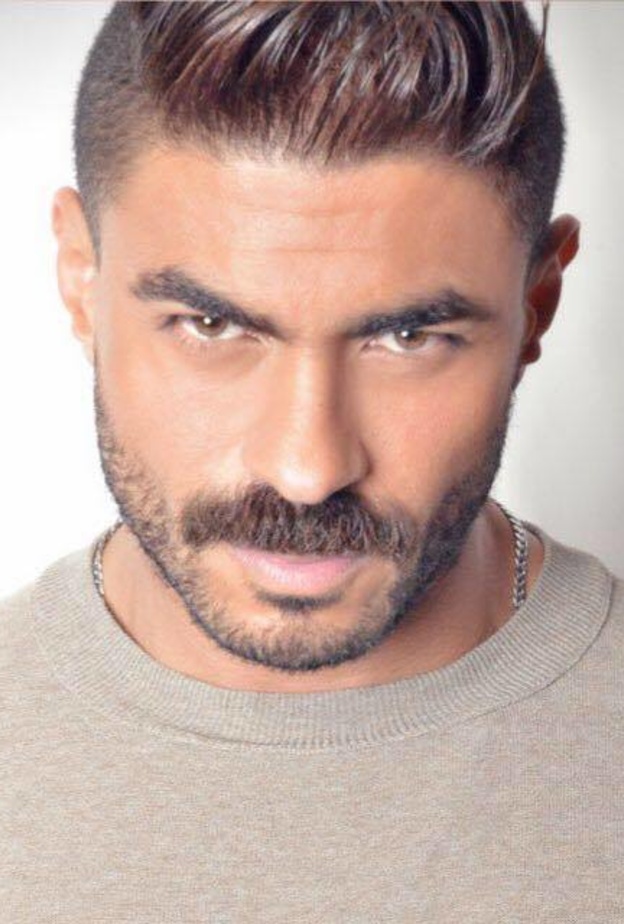 خالد سليم يحتفل بعيد ميلاد ابنته